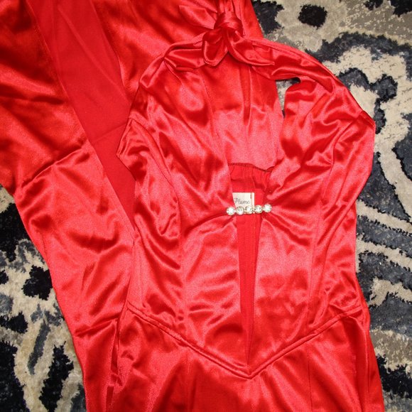 satin evening gown - Picture 2 of 4